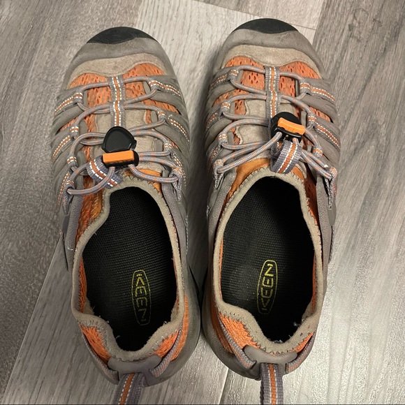 KEEN Women's Targhee Waterproof Hiking Shoe - Picture 11 of 12